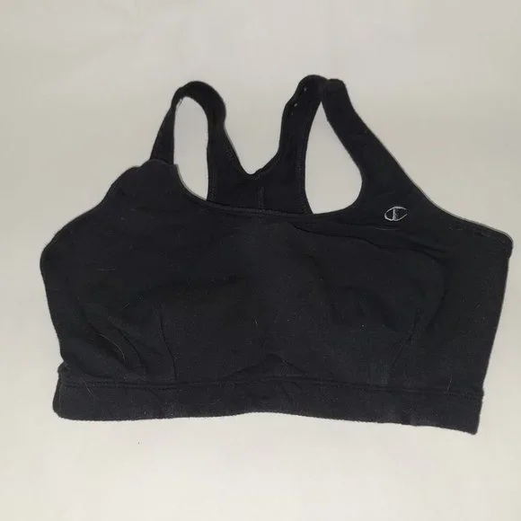 Six Sport Bras - Saucony, CW-X, Moving Comfort, Champion - Picture 14 of 16